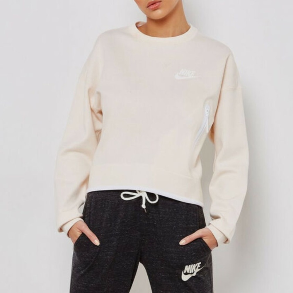 Nike Pullover (XL)
